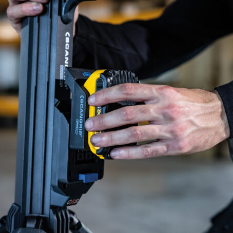 Reflector Doble Scangrip Tower 8 8000lm Trípode Portatil